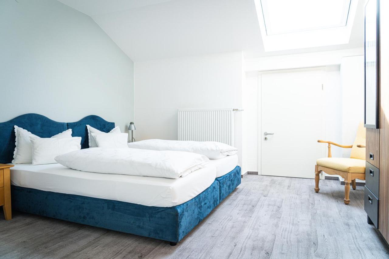 Hotel Jakob Fussen Bagian luar foto