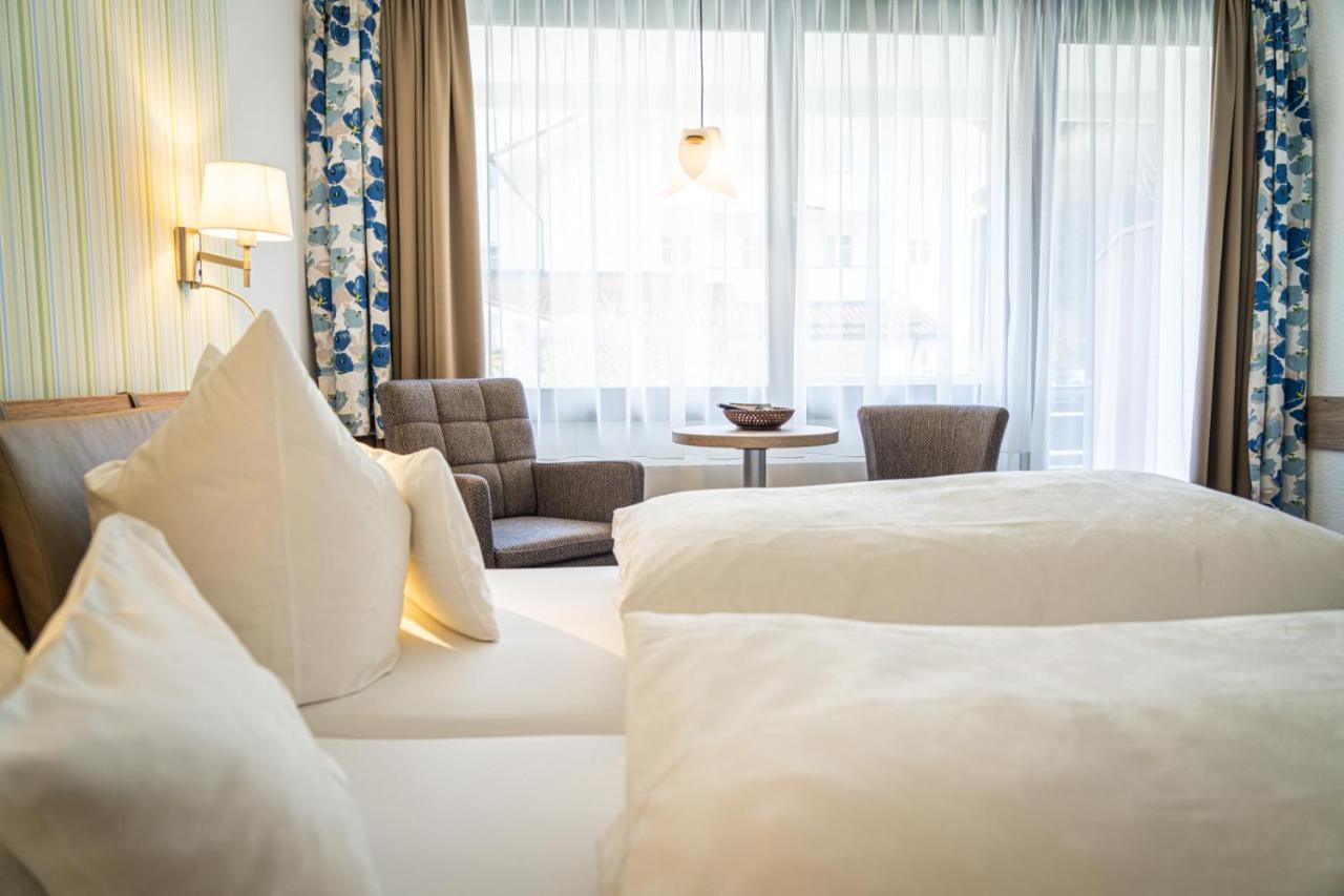 Hotel Jakob Fussen Bagian luar foto