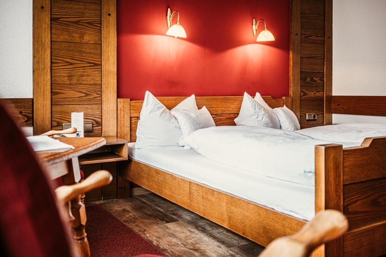 Hotel Jakob Fussen Bagian luar foto